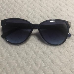 🌟 New Blue Sunglasses